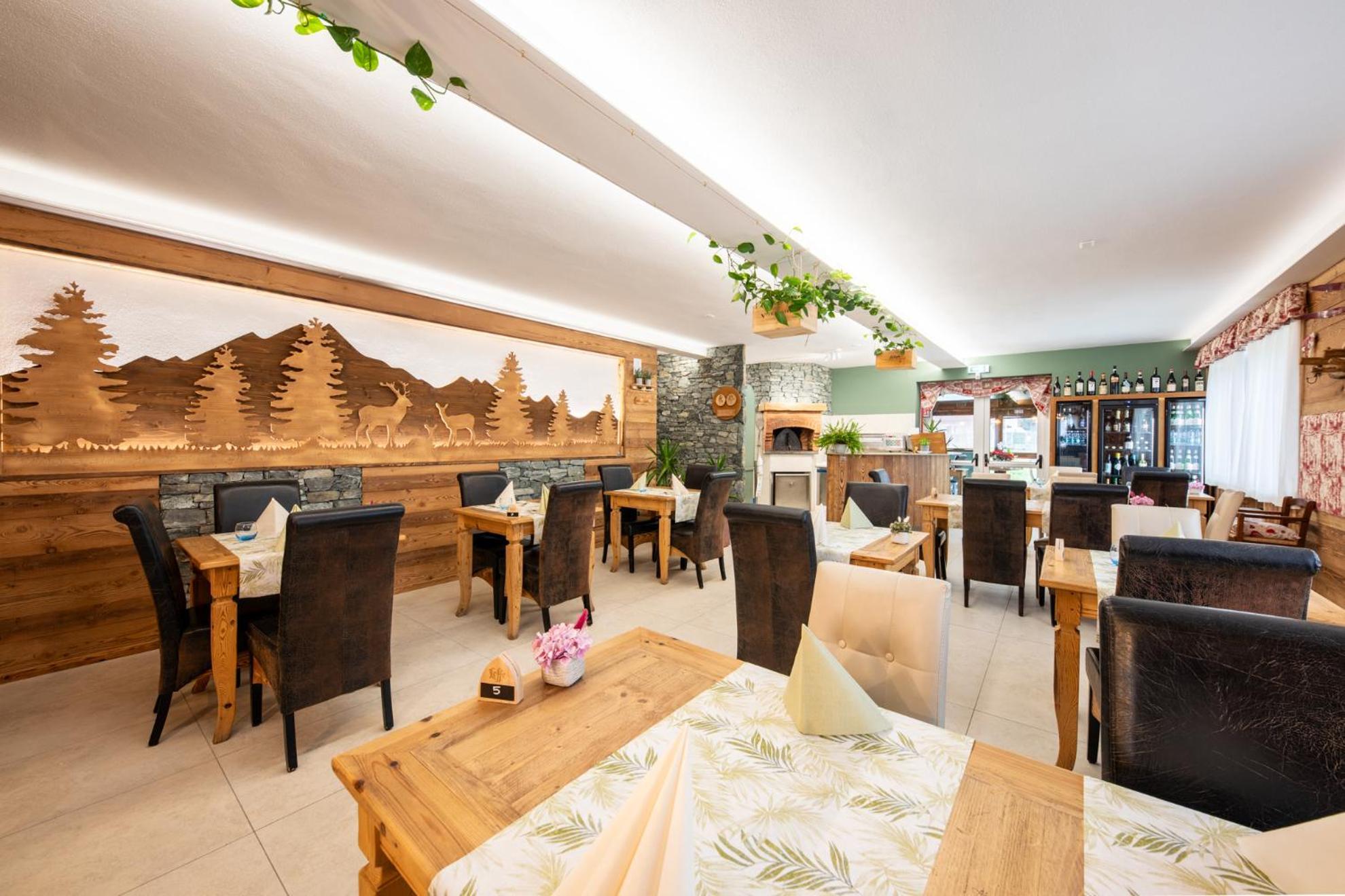 La Primula Hotel Borgo San Dalmazzo Ngoại thất bức ảnh