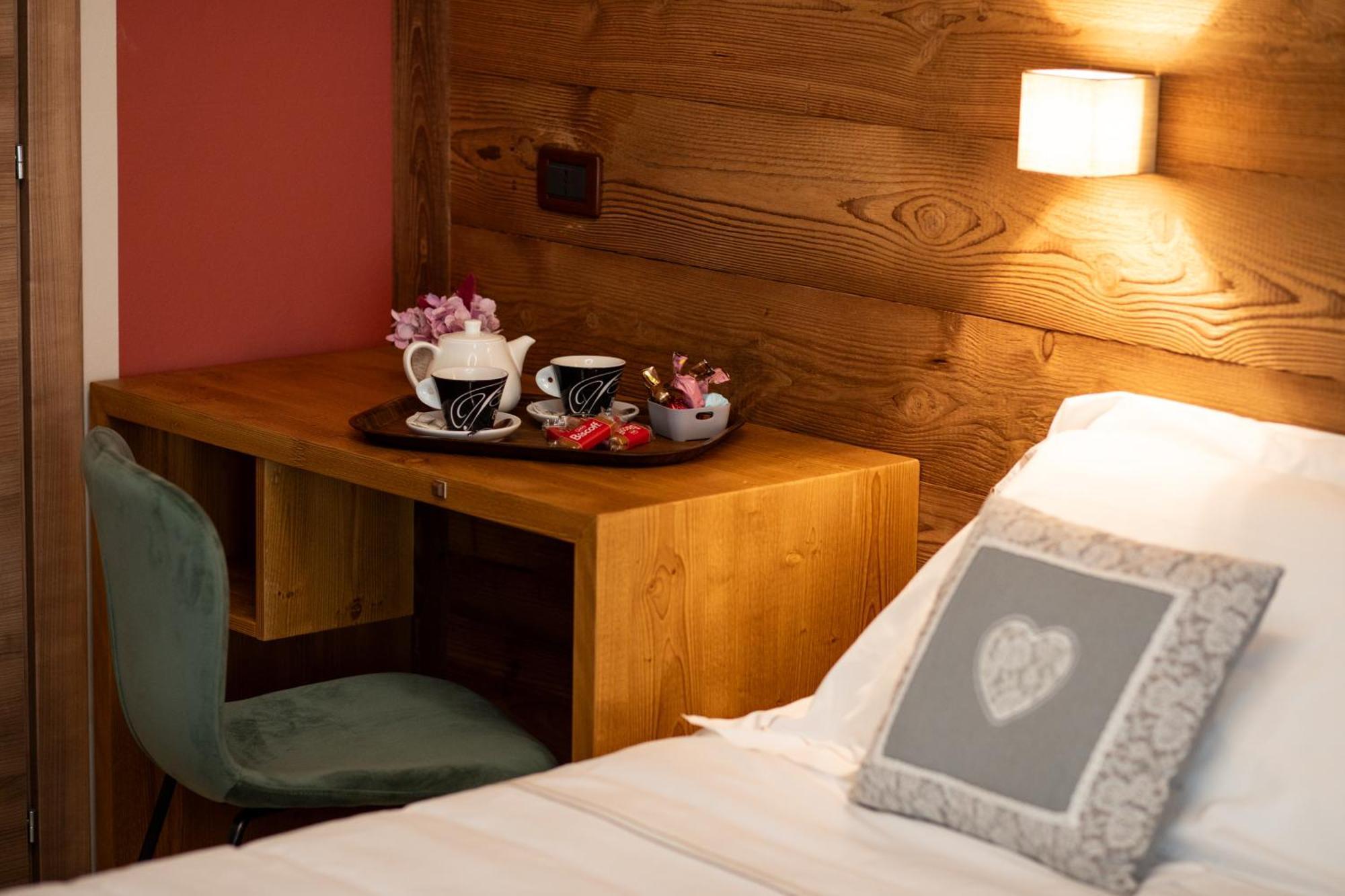 La Primula Hotel Borgo San Dalmazzo Ngoại thất bức ảnh